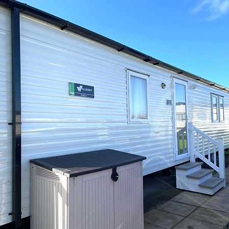Butterfly Lane Holidays At Marine, Rhyl Bagian luar foto