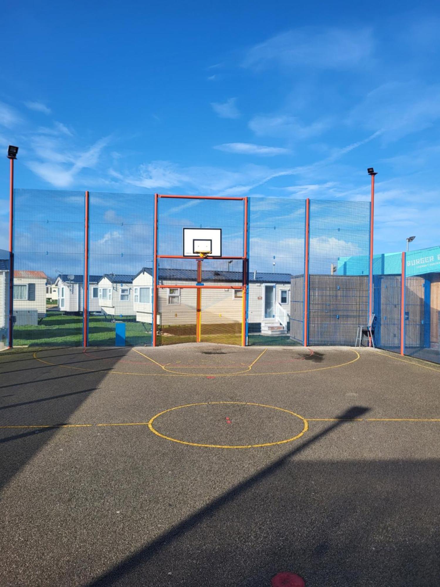 Butterfly Lane Holidays At Marine, Rhyl Bagian luar foto