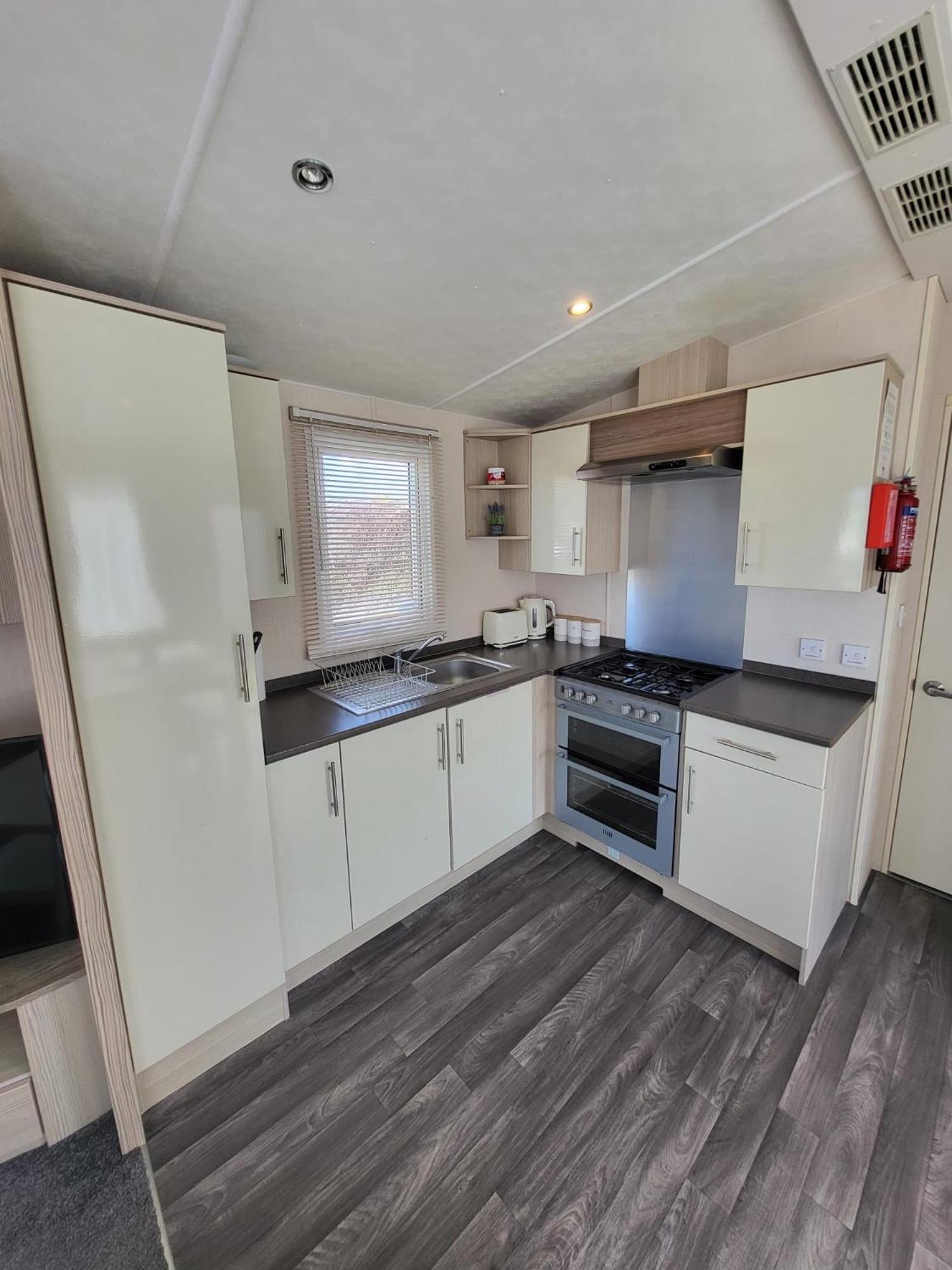 Butterfly Lane Holidays At Marine, Rhyl Bagian luar foto