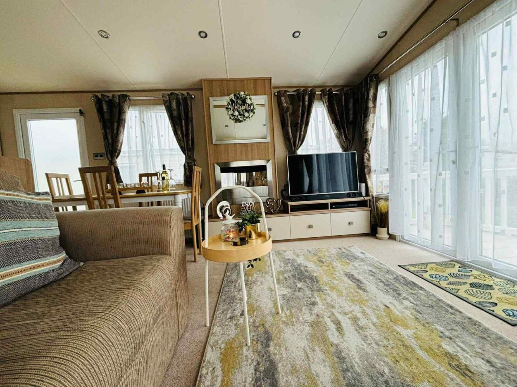 Butterfly Lane Holidays At Marine, Rhyl Ruang foto