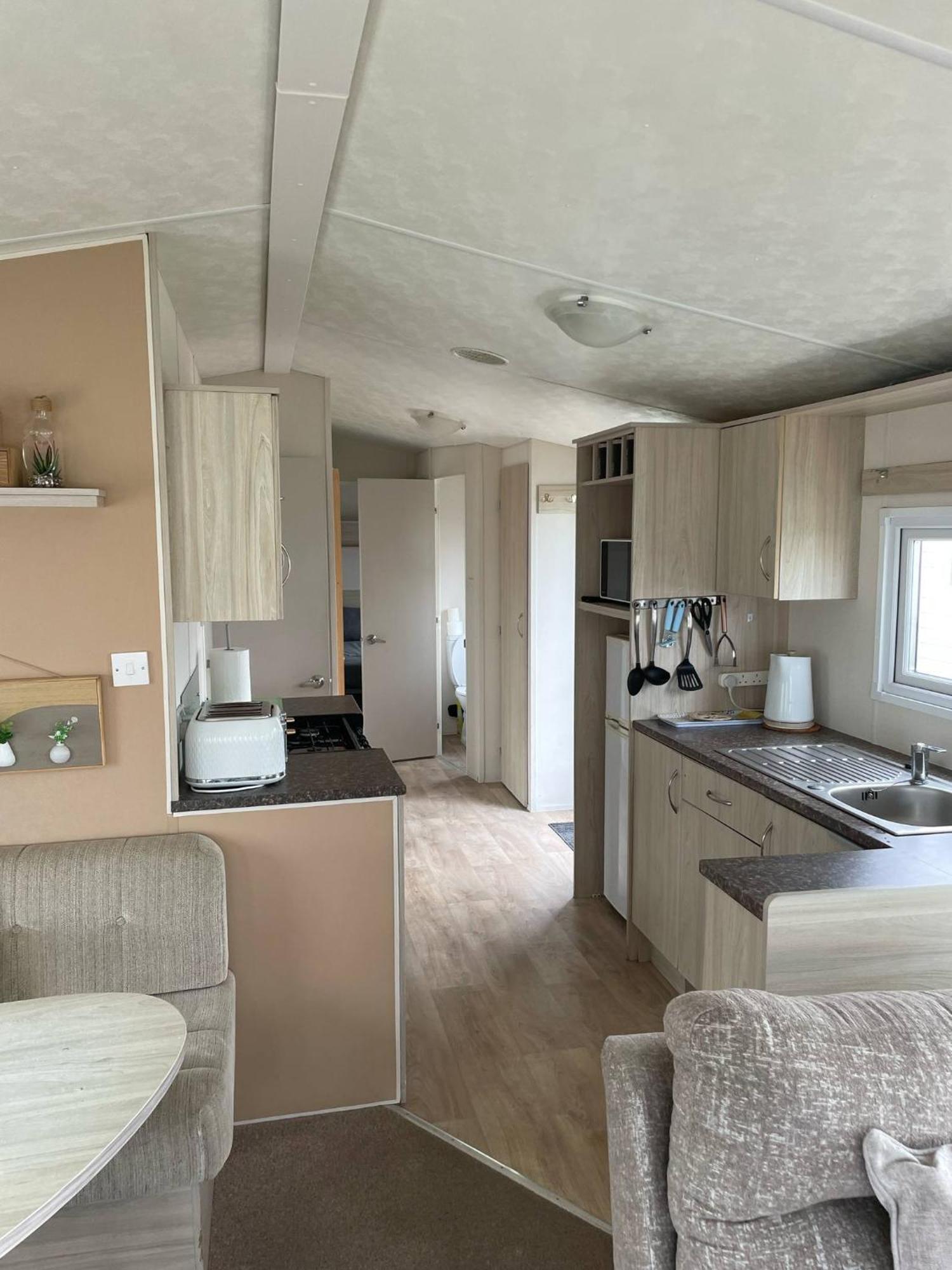 Butterfly Lane Holidays At Marine, Rhyl Bagian luar foto